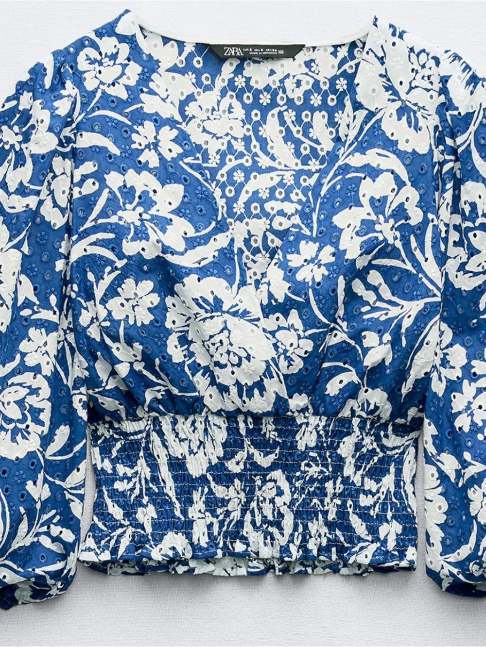 Zara Blue and White Floral Puff-Sleeve Blouse